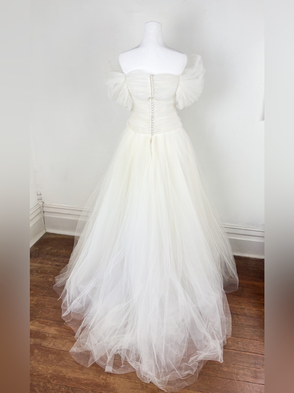 Vintage Oscar de la Renta Ivory Tulle Strapless Wedding Gown Sz S - Picture 2 of 16